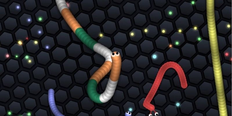 Thủ thuật chơi Slither giúp giảm thiệt hại, tiến xa hơn